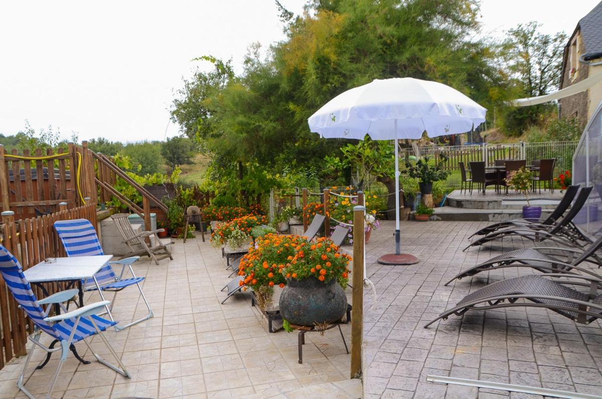 Domaine De La Moretie Cublac ภายนอก รูปภาพ